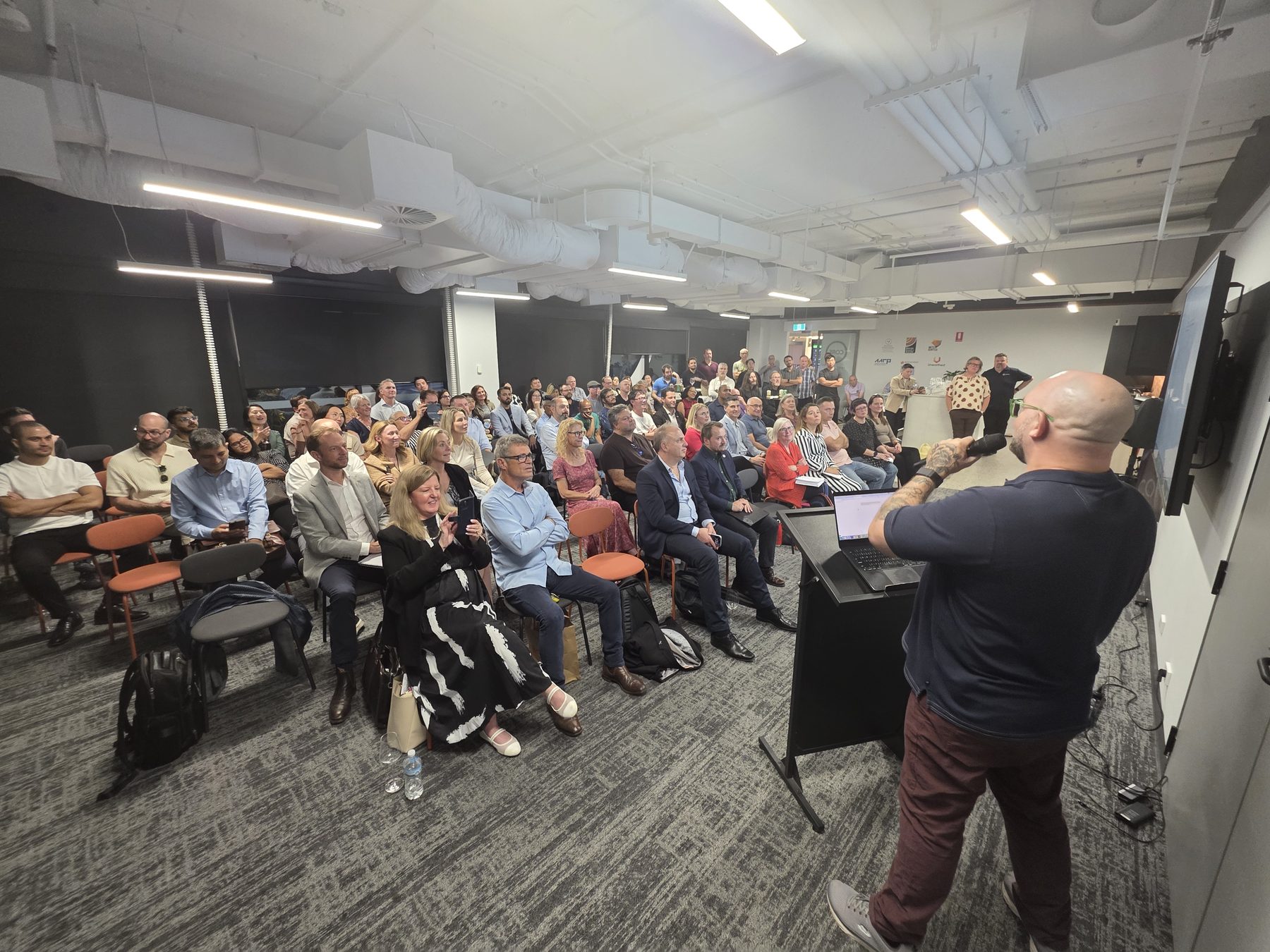 AI in Action - Networking with Real Intelligence photo 6